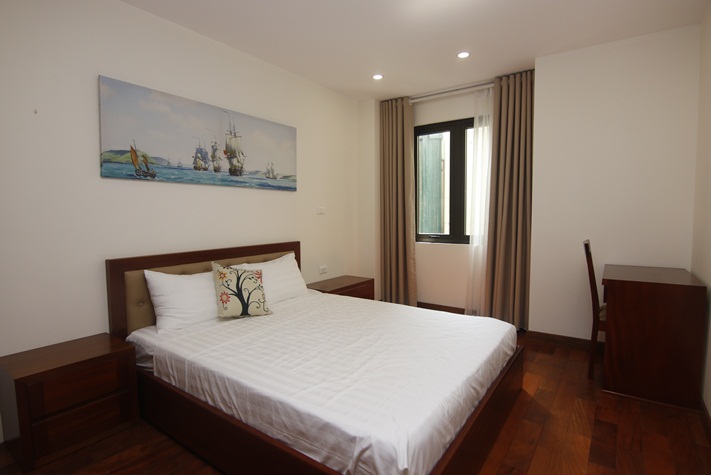 Service one bedroom apartment for rent near Lotte tower, Ba Dinh district, Ha Noi